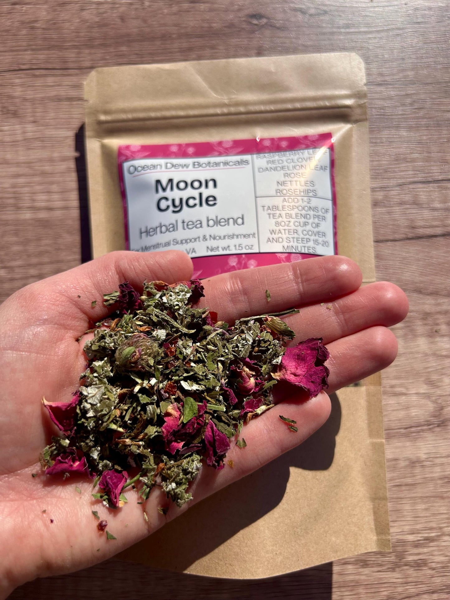 Moon Cycle Raspberry Leaf & Red Clover Herbal Tea Blend For Women's Menstrual Cycle Support